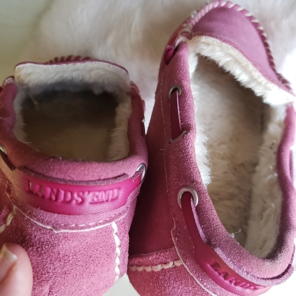 Lands' End Girl's Suede Mocassin Slippers-Size 6